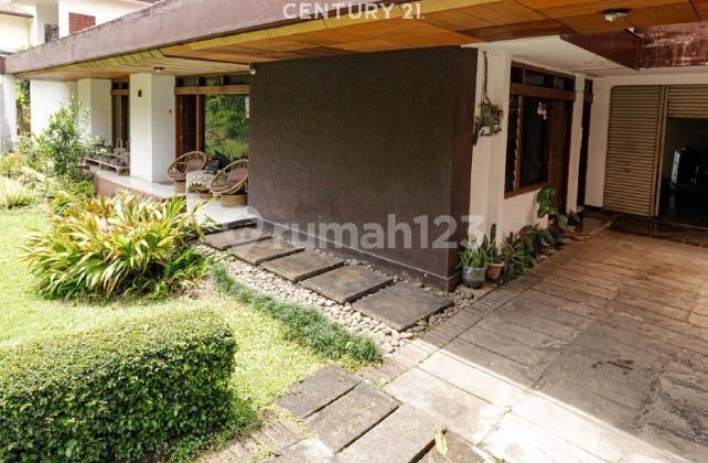 Rumah Asri Terawat di Sayap Gegerkalong Bandung