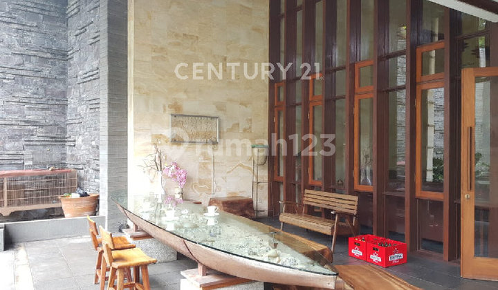 Rumah Mewah Dalam Komplek Elit Setra Duta Bandung 2