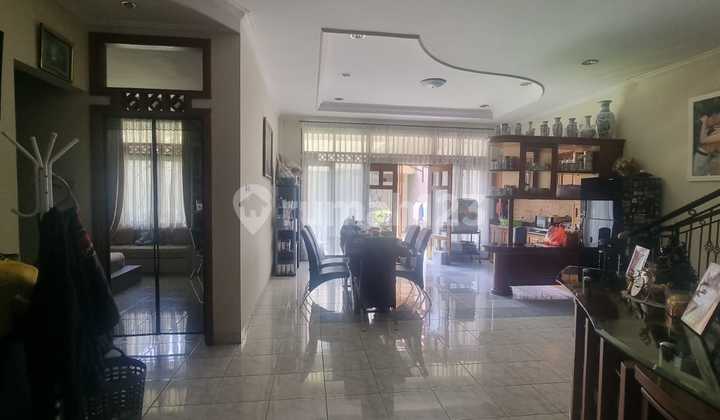 Rumah Lux di Mainorad Setraduta Bandung Utara Rumah Lux di Mainorad Setraduta Bandung Utara