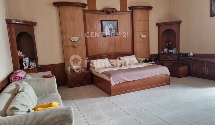 Rumah Asri 3 Lantai Di Sayap Sukajadi Bandung