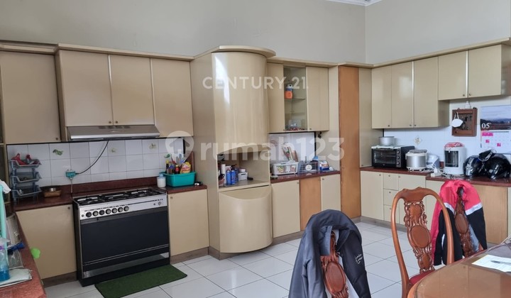 Rumah Asri 3 Lantai Di Sayap Sukajadi Bandung 2