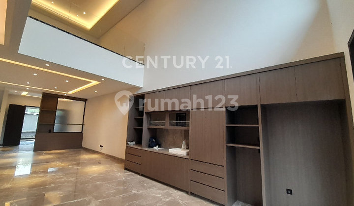 Rumah Baru Lux di Setra Duta Semi Furnished 2