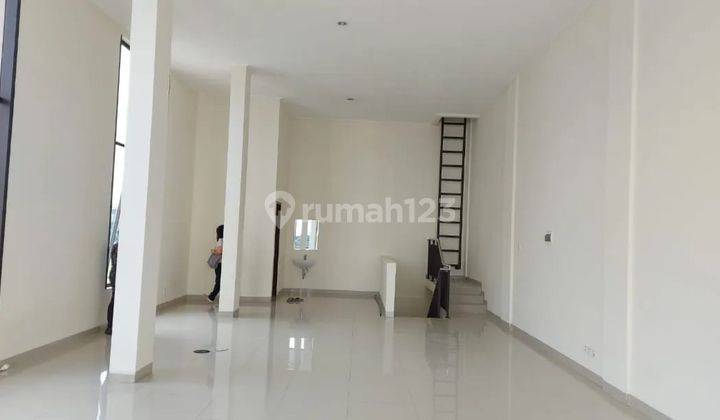 Rumah baru 2 lt di komplek buat batu square Rumah di Buah batu square HGB Baru 1