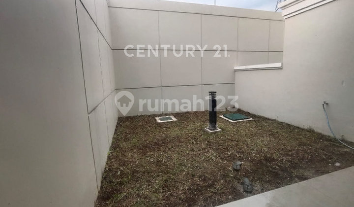 Rumah Mewah Podomoro Park Bandung Unfurnished 2