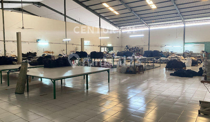 Former Garment Factory Still in Good Condition Ready for Business in Kopo Bandung Former Garment Factory Still in Good Condition Ready for Business in Kopo Bandung