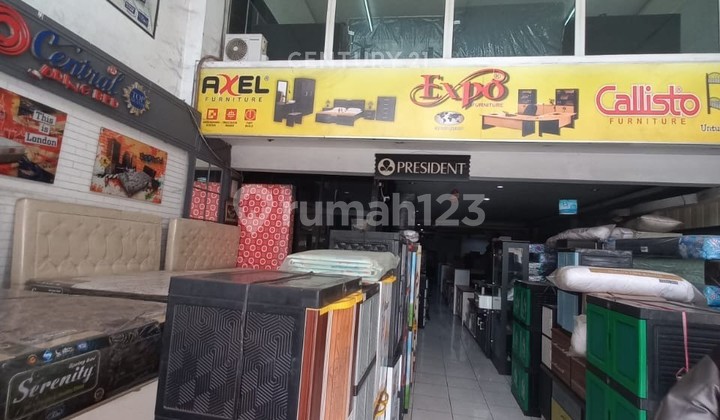 Ruko 4 Lantai di Mainroad Sudirman Bandung Ruko 4 Lantai di Mainroad Sudirman Bandung