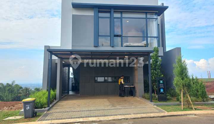 Rumah Baru Cluster Wisesa Asri di Kota Baru Parahyangan Bandung
