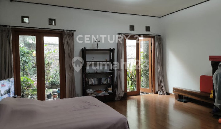 Harga Turun Rumah Mainroad Furnished di Batununggal Indah Bandung