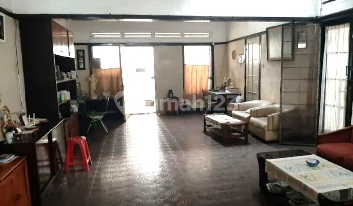 Rumah Antik Strategis Mainroad Cocok Kost di Sayap Riau Bandung 2