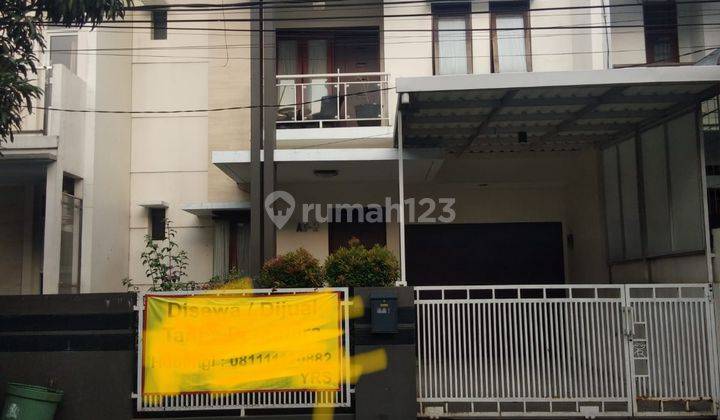 Rumah di Buahbatu Bandung Transmart 2 Lantai Sudah Renovasi Tol 1