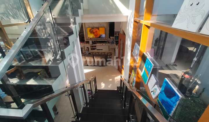 Rumah Lux di Main Road Srimahi Bandung 2