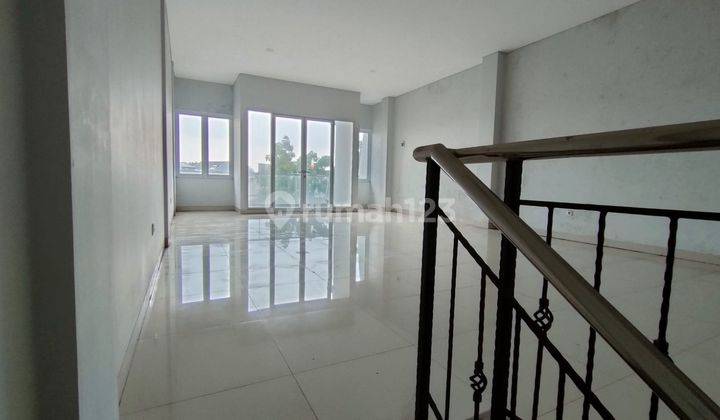 Dijual Ruko 3 Lantai Sawah Kurung Bandung Bagus Terawat 2