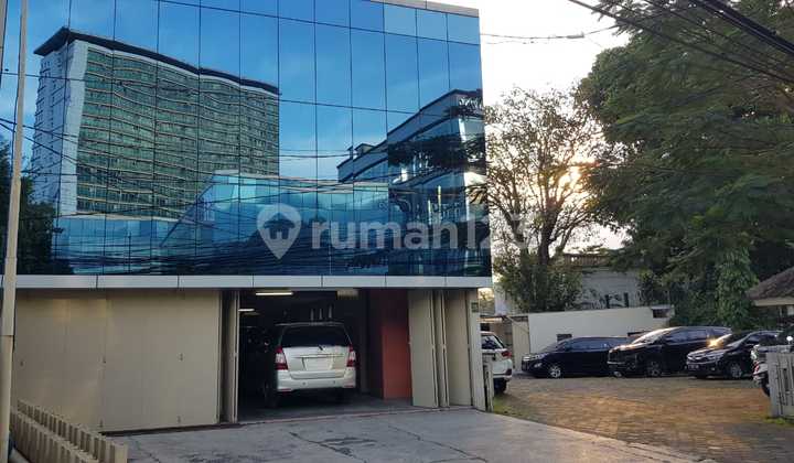 Ruang Usaha Posisi Strategis di Tengah Kota Bandung Ruang Usaha Posisi Strategis di Tengah Kota Bandung