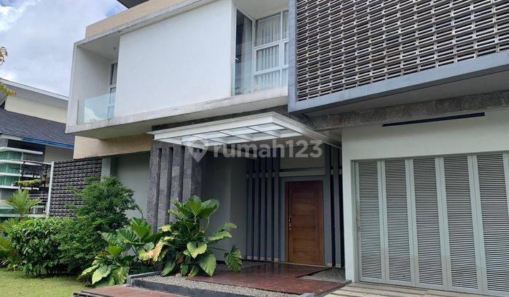 Rumah Minimalis Modern Depan Deruzi Resor Dago Pakar 1