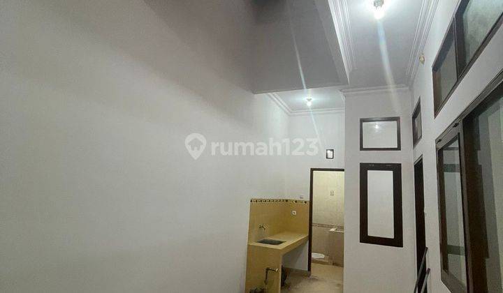 Ruko 2lt Taman Holis Indah, Baru Bagus Lokasi Strategis. Nego 3