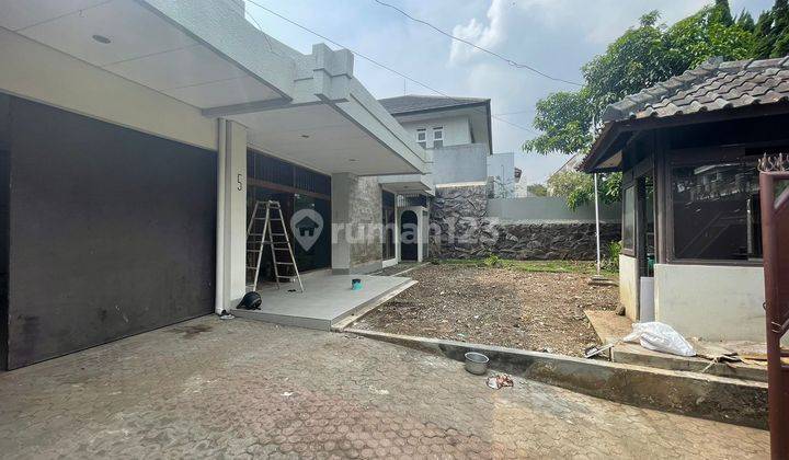 Rumah 2 Lantai Bagus Setra Sari, Nyaman Kompleks Pemukiman Nego 2