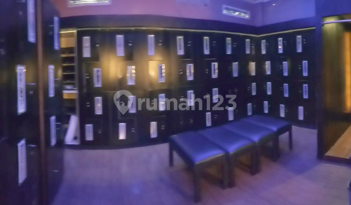 Lokasi Strategis dalam kompleks Setra Sari Mall 2