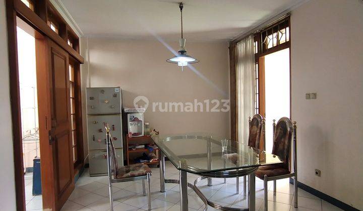 Rumah 2 Lt, Bagus, Semi Furnished Sayap Pasteur Lokasi Strategis 1