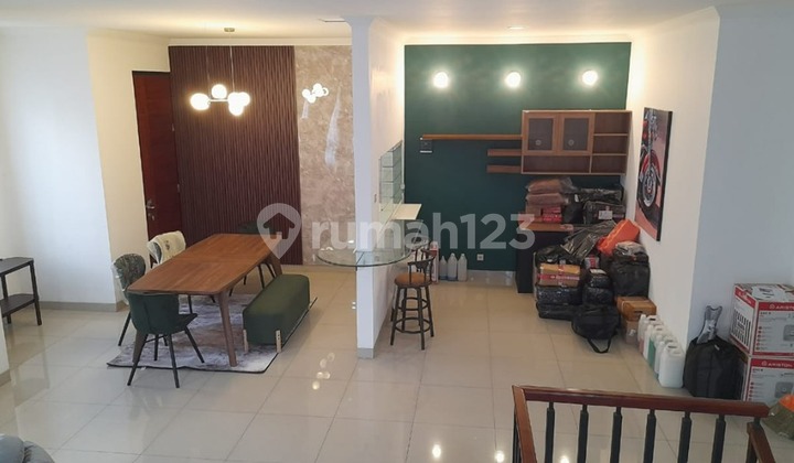 Rumah 3 Lantai Setraduta Harmoni Bandung Utara Rumah 3 Lantai Setraduta Harmoni Bandung Utara