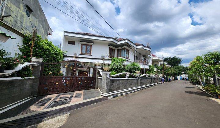 Rumah Mewah di Perumahan Dermaga Indah Klender 1