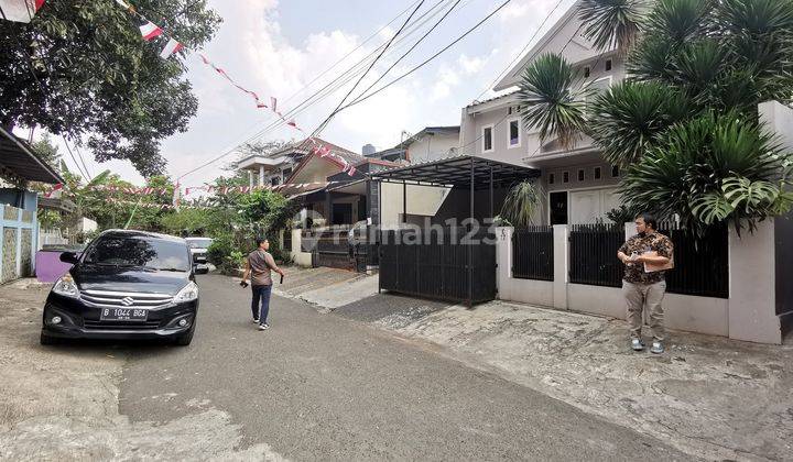 Rumah 2 Lantai di Jl Lebak Indah III Jakarta Selatan 2