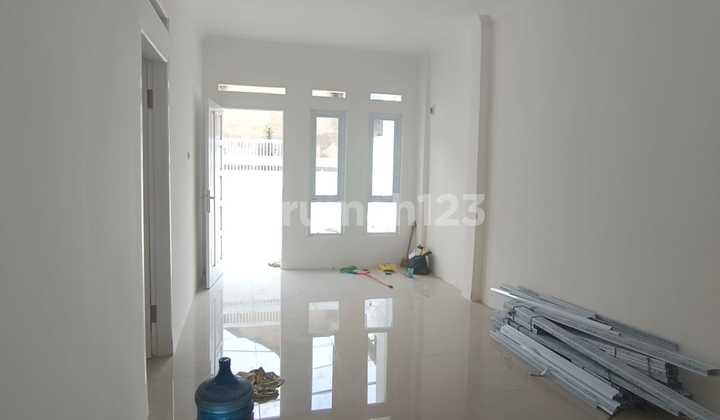 Rumah Bagus Taman Kopo Indah 1, Bandung