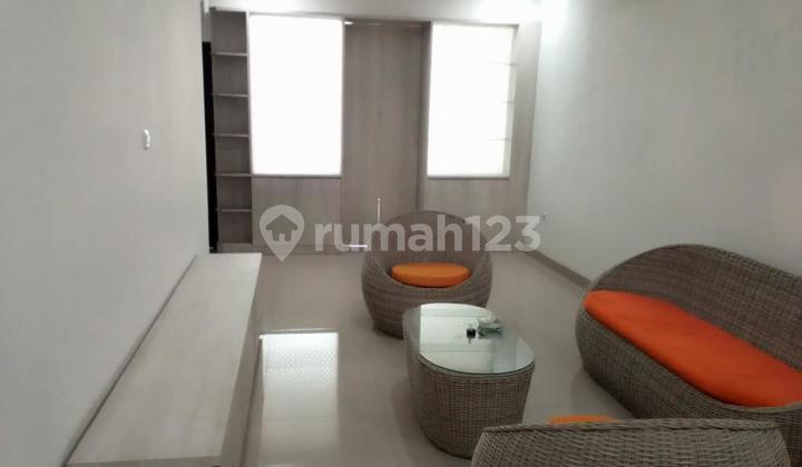 Rumah Kembar Bangunan Baru