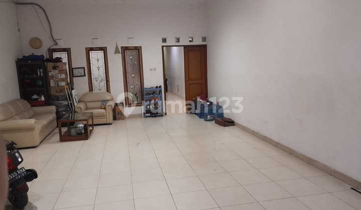 Ruko Cibadak Bangunan Terawat Ruko Cibadak Bangunan Terawat