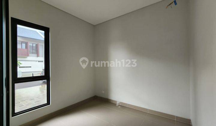 Turun Harga Rumah 2 Lantai Bagus Flora Fiona Summarecon 2