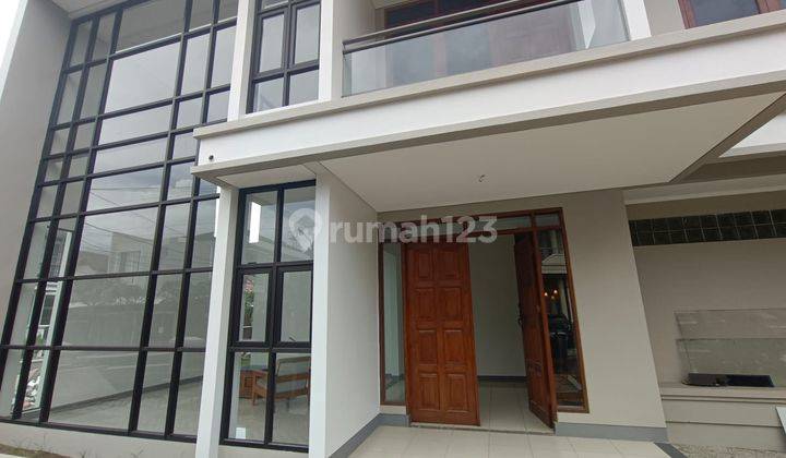 Turun Harga Rumah Hoek Taman Sakura Sudah Renovasi  1