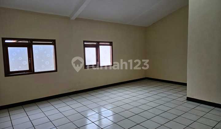 Nice House Taman Kopo Indah 2, Bandung