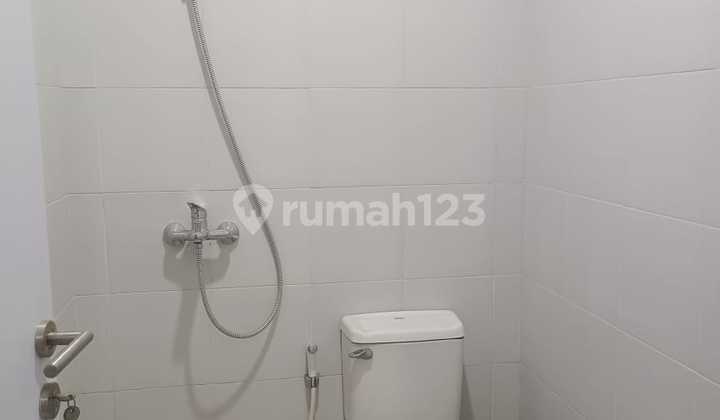 Rumah 2 Lantai Bagus di Kota Baru Parahyangan Tatar Banyak Sumba 2