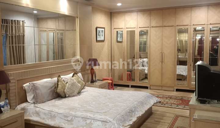 Nice Semi Furnished House in Kota Baru Parahyangan Ratnasasih