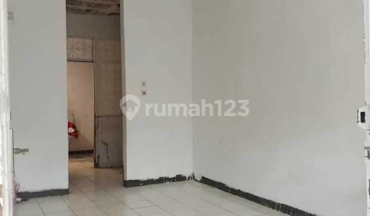 Rumah, 1 Lantai, di Taman Kopo Indah 1