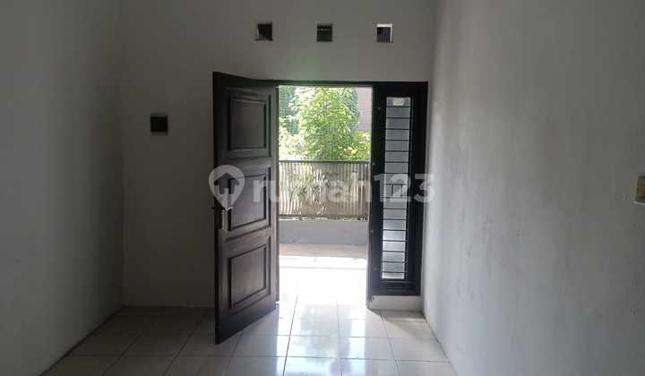 Rumah Bagus Taman Kopo Indah 3, Bandung 2