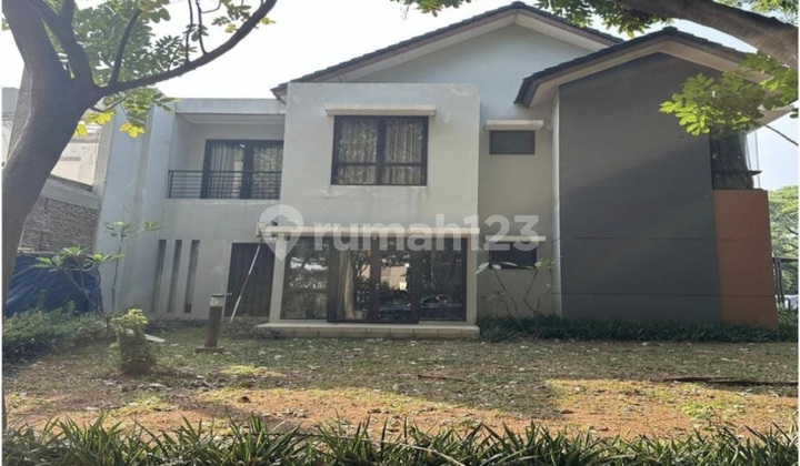 Juak Rumah Di Casajardin, Lt.238m2, Lb.250m2 , Jakarta Barat