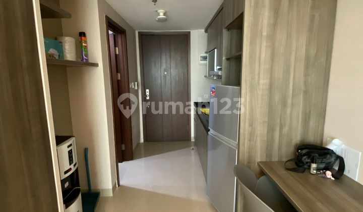 For Rent U Residence Apartment 1. Studio Type, Tower 2, Lippo Karawaci, Tangerang. 2