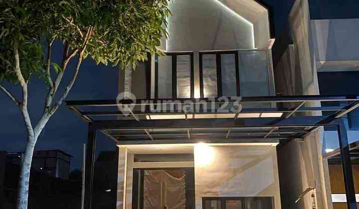 Rumah Crystal Golf Cluster Strategis