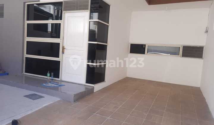 For Sale Lebak Indah Town House Cheap Ready to Occupy 2