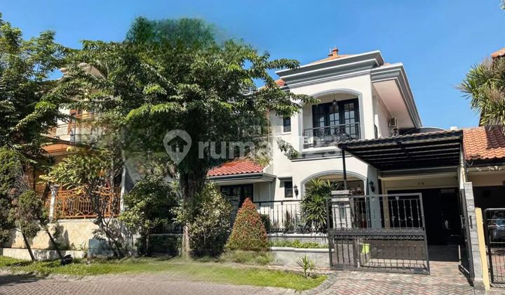 Well Maintained Graha Family House in West Surabaya