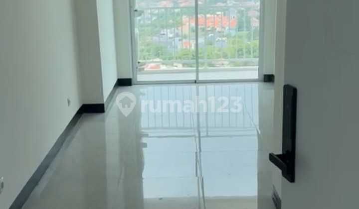 Westown Lt. 37, 2 BR Corner Suite 2