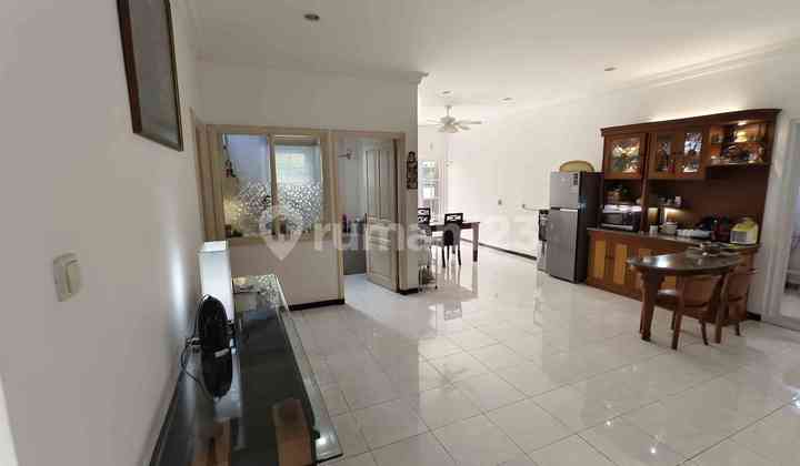 Jual Rumah Dian Istana Taman Ratu termurah