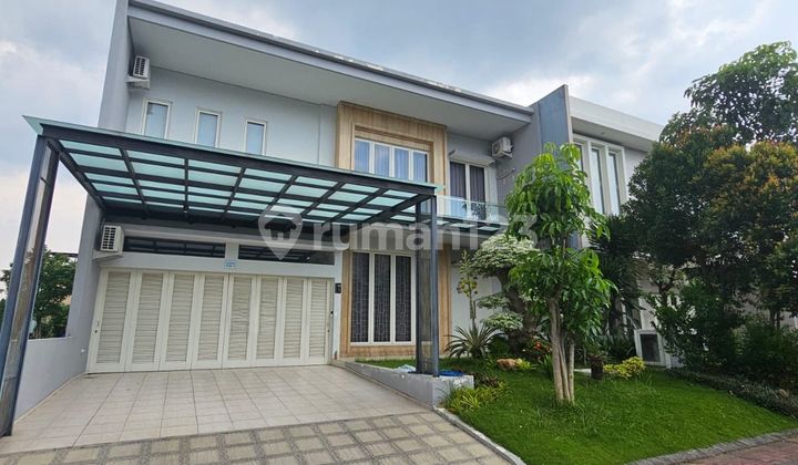Minimalist Modern Lisbon House Pakuwon Indah Near Graha Family