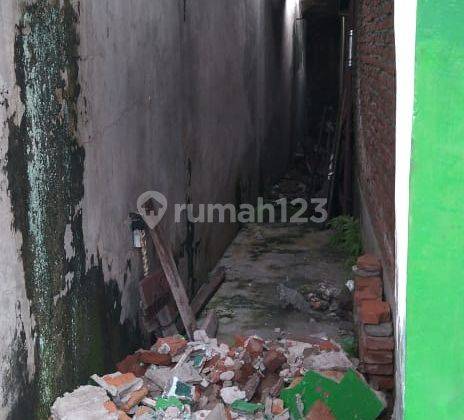 Rumah eks depot ruangan los cocok tuk cafe , gudang , toko d Sidopekso SHM Butuh Renovasi  7