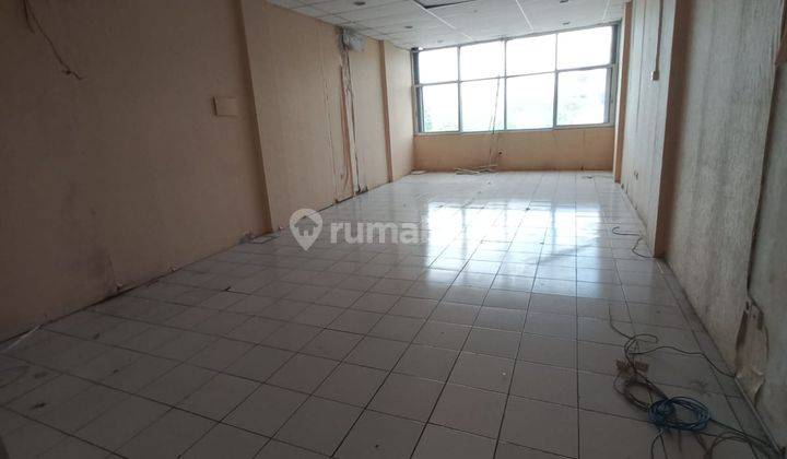 Ruko Disewakan Di Jalan Panjang 4 Lantai Lokasi Sangat Strategis Cocok untuk Usaha dan Kantoran  15