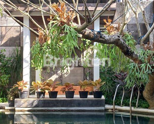 SPACIOUS VILLA IN NUSA DUA BALI 1