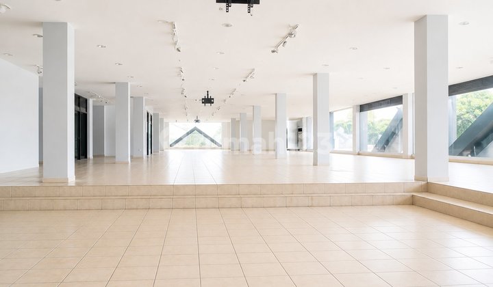 Business Space in a Premium Location in Denpasar