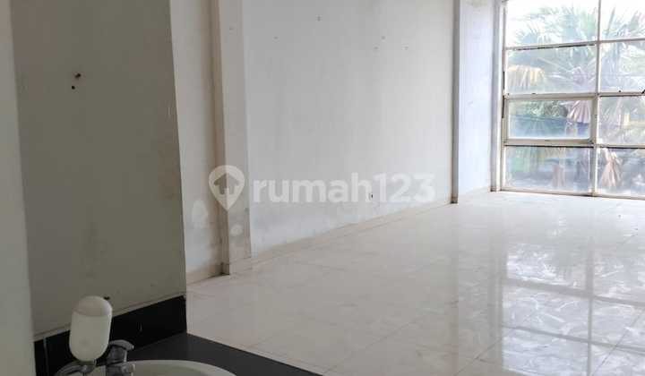 Ruko Disewakan - Gunung Anyar (Lokasi Strategis, Cocok untuk Usaha & Kantor)