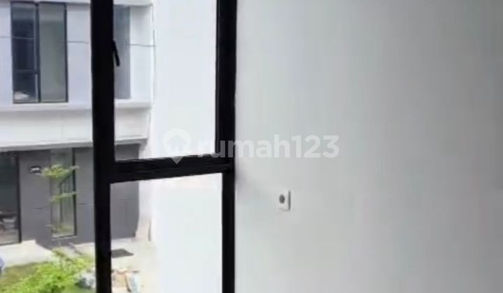 Disewakan Rumah Baru Gress! Wonorejo - Surabaya Timur 2
