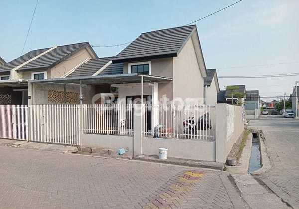 FOR RENT: MODERN MINIMALIST CORNER HOUSE NEAR JUANDA (NEGOTIABLE PRICE)